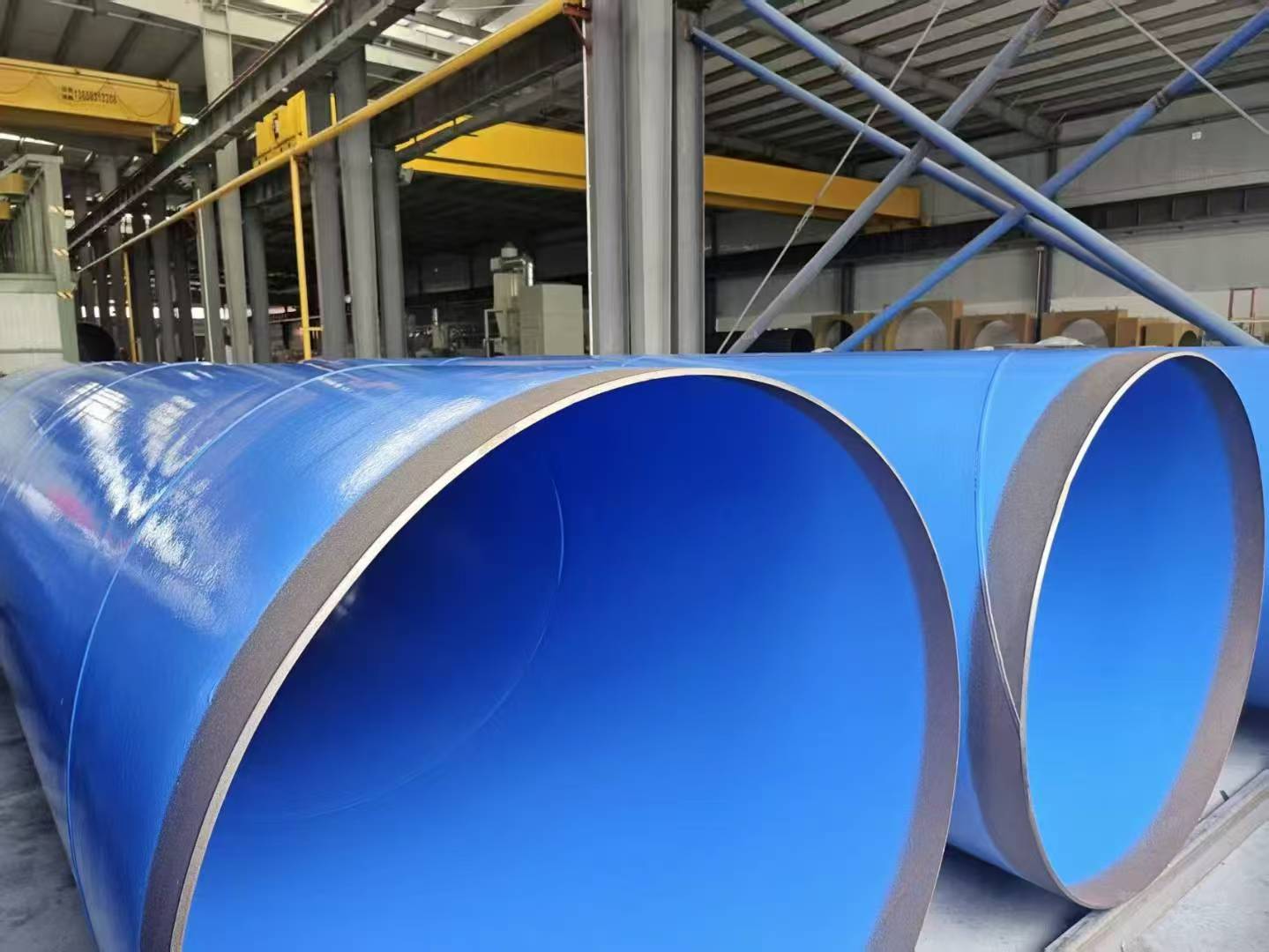 Bagaimana Pipa Baja Berlapis Plastik Tahan terhadap Iklim Ekstrim di Timur Tengah?